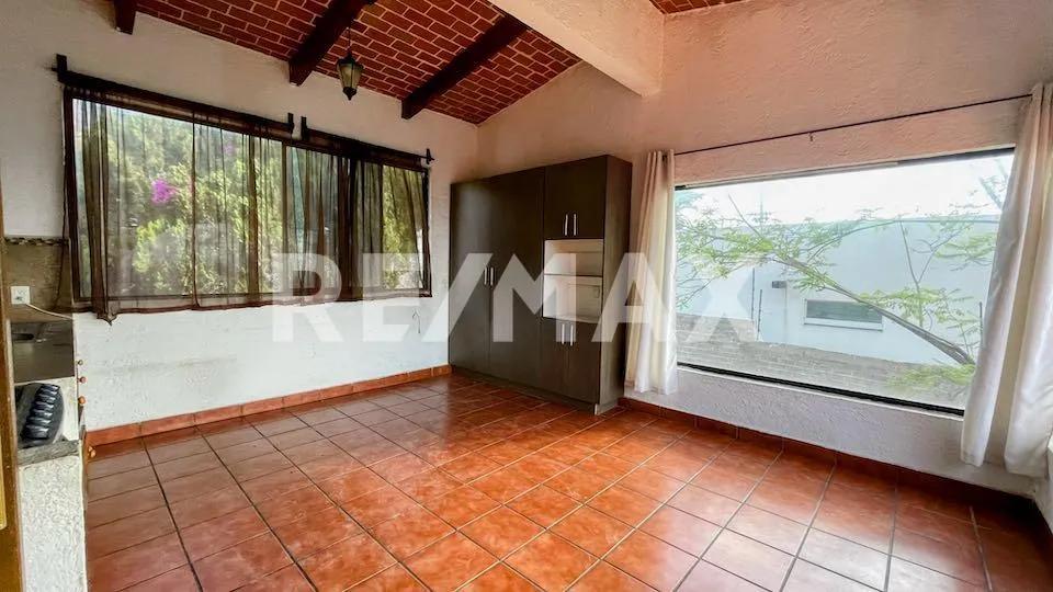 secondary property images 2