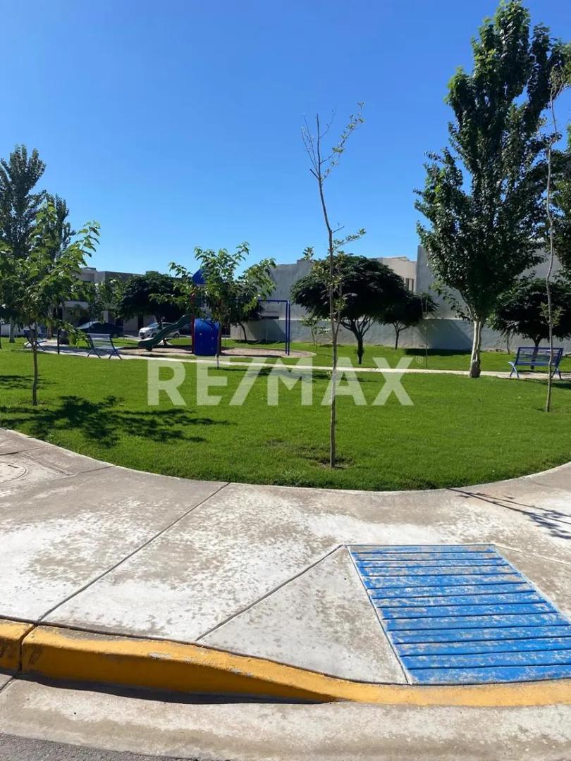 secondary property images 0