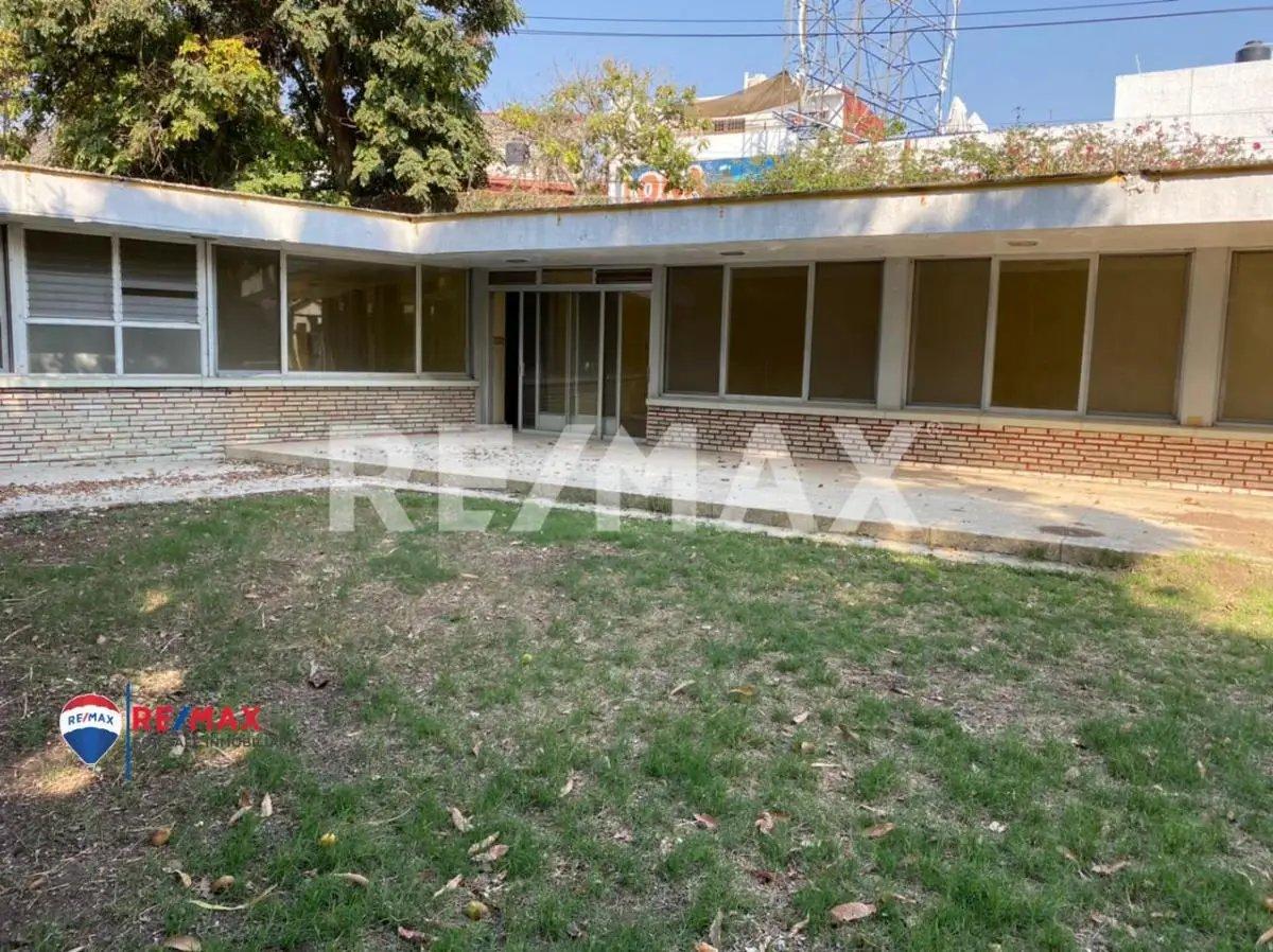 main property photo