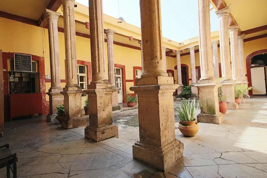 secondary property images 2