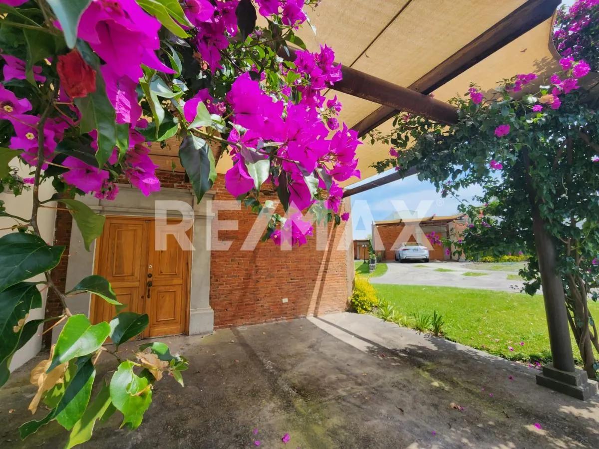 secondary property images 0