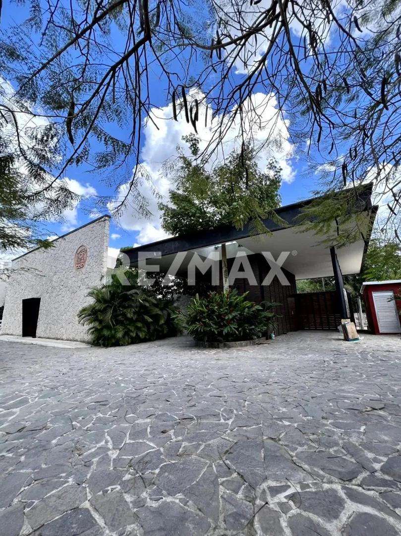 main property photo