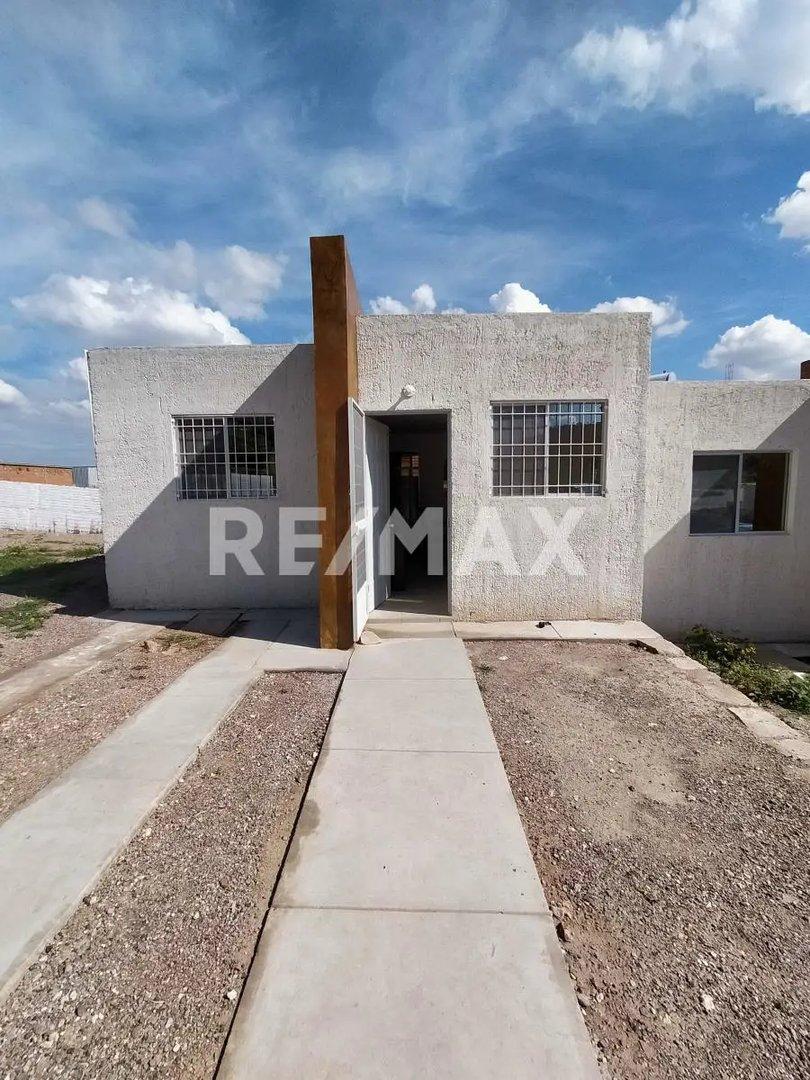 main property photo