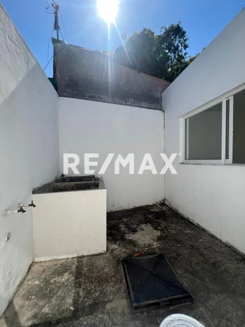 secondary property images 3