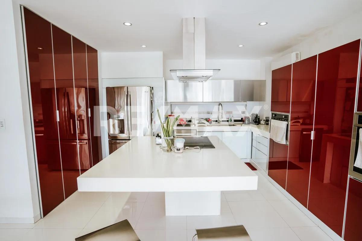 secondary property images 0