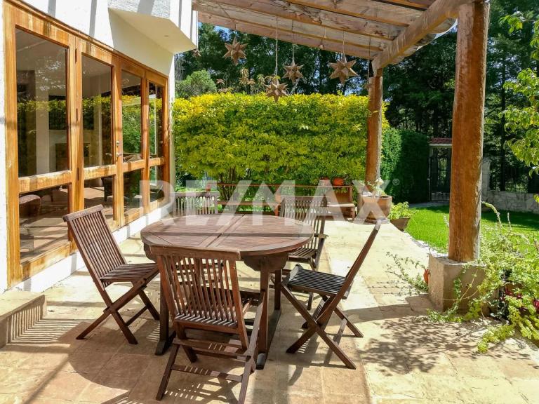 Property Image Property Image