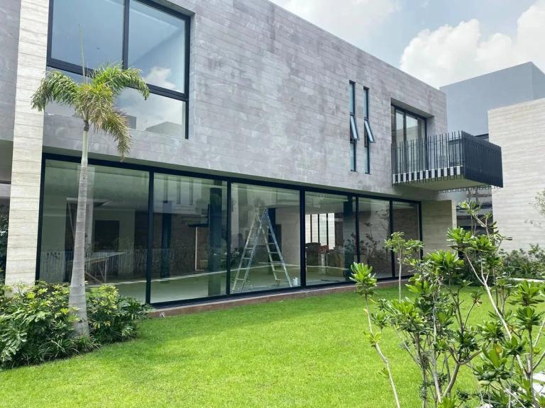 Property Image Property Image