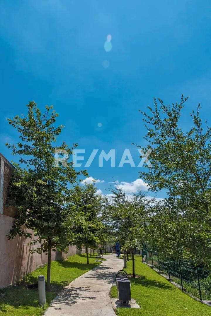 secondary property images 3