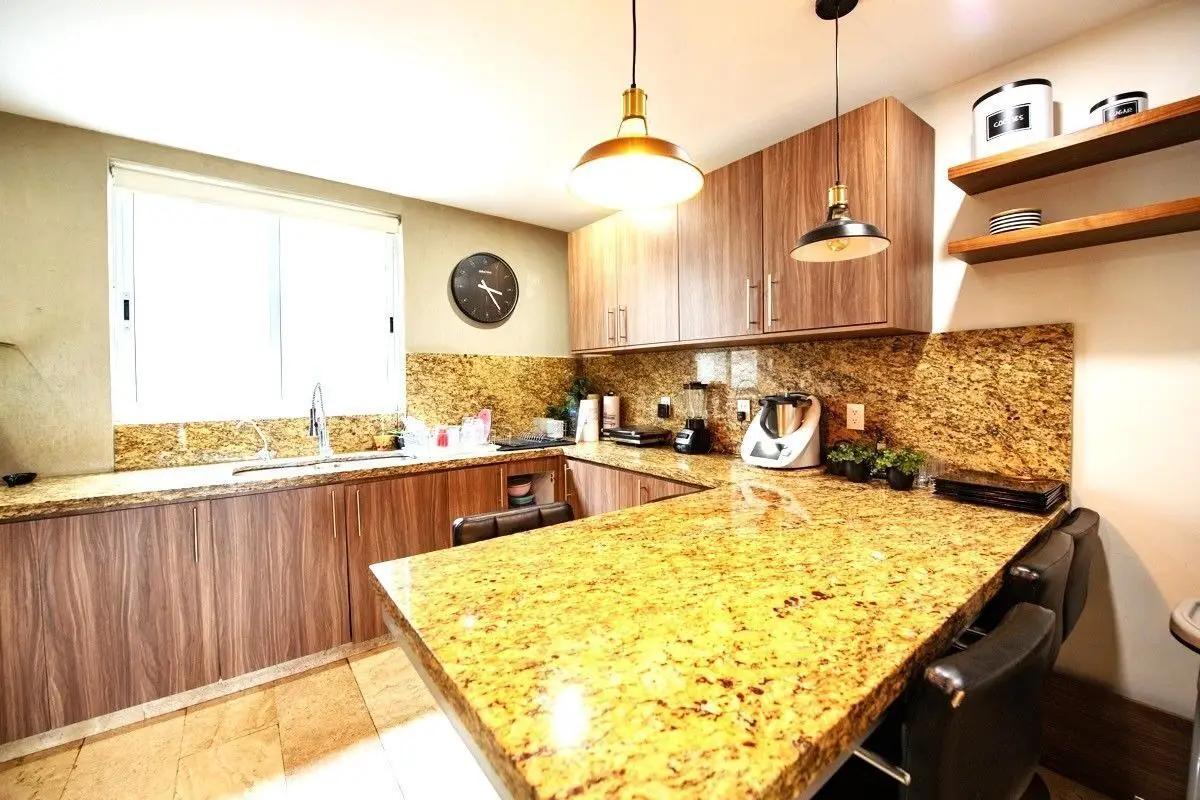 secondary property images 0