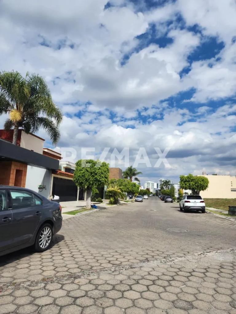Property Image Property Image