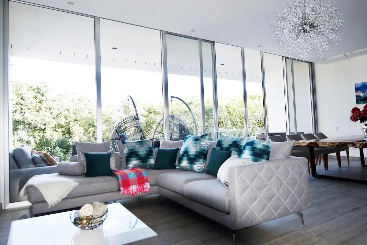 secondary property images 0