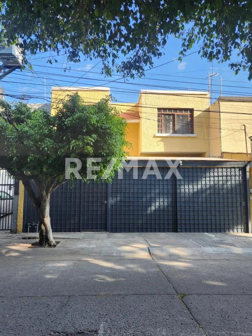 main property photo