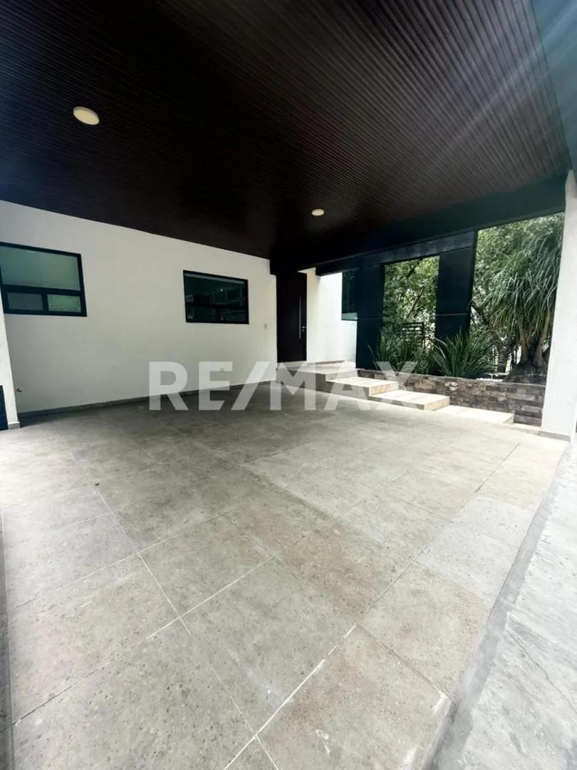 secondary property images 0
