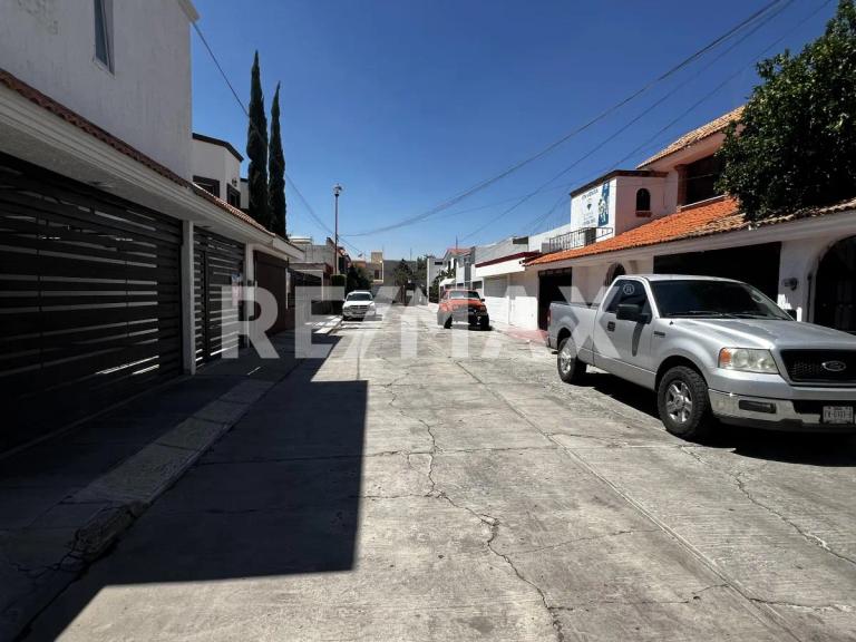 Property Image Property Image