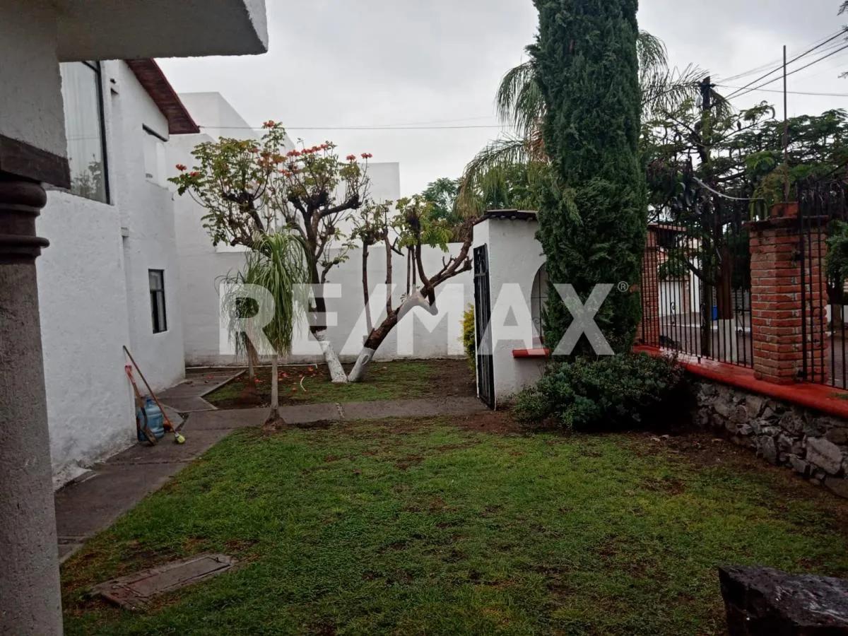 secondary property images 0