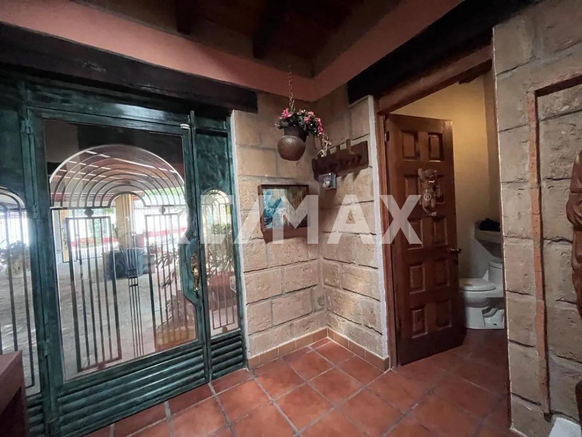 secondary property images 3