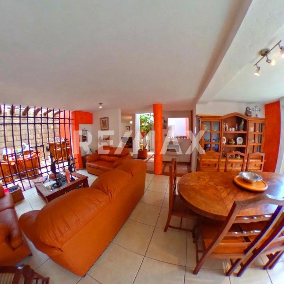 main property photo