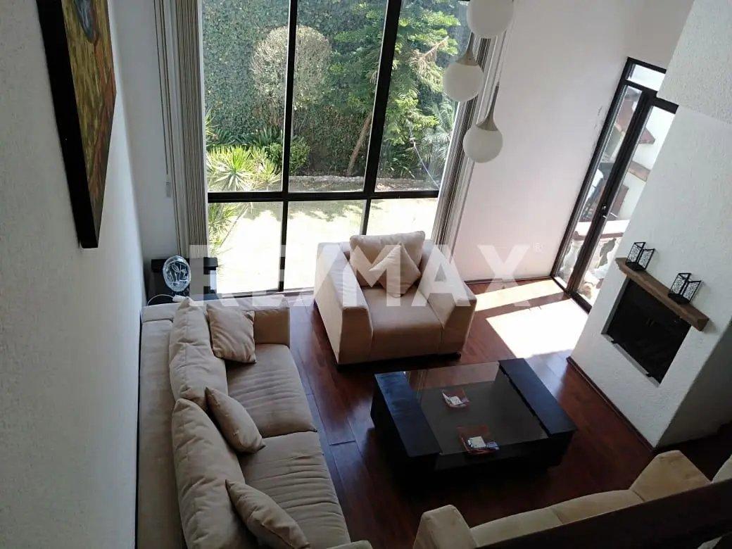 main property photo