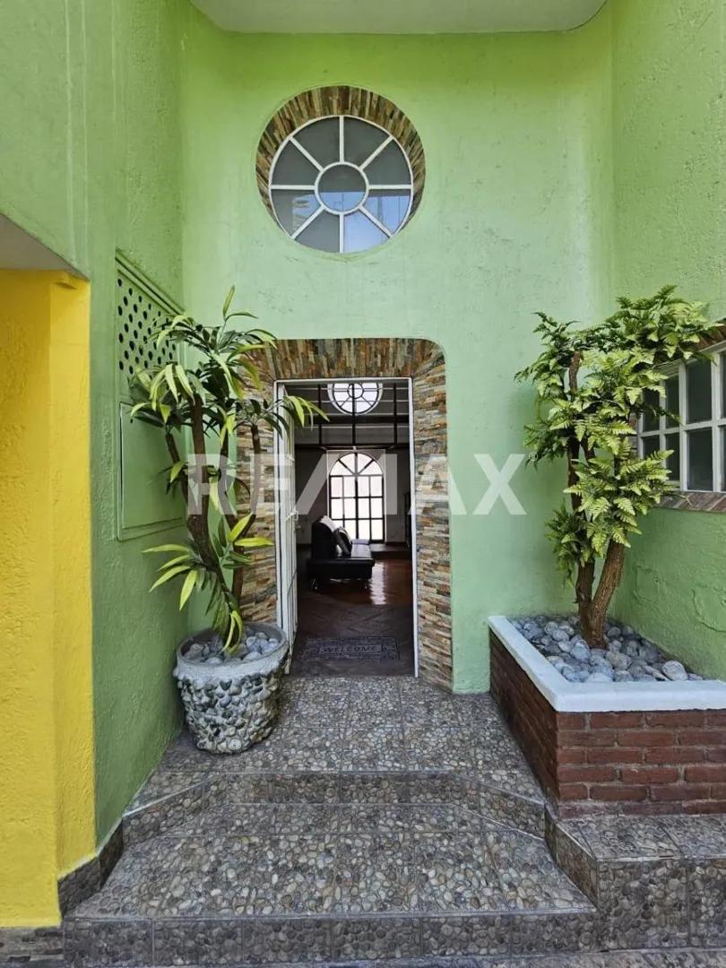 secondary property images 0