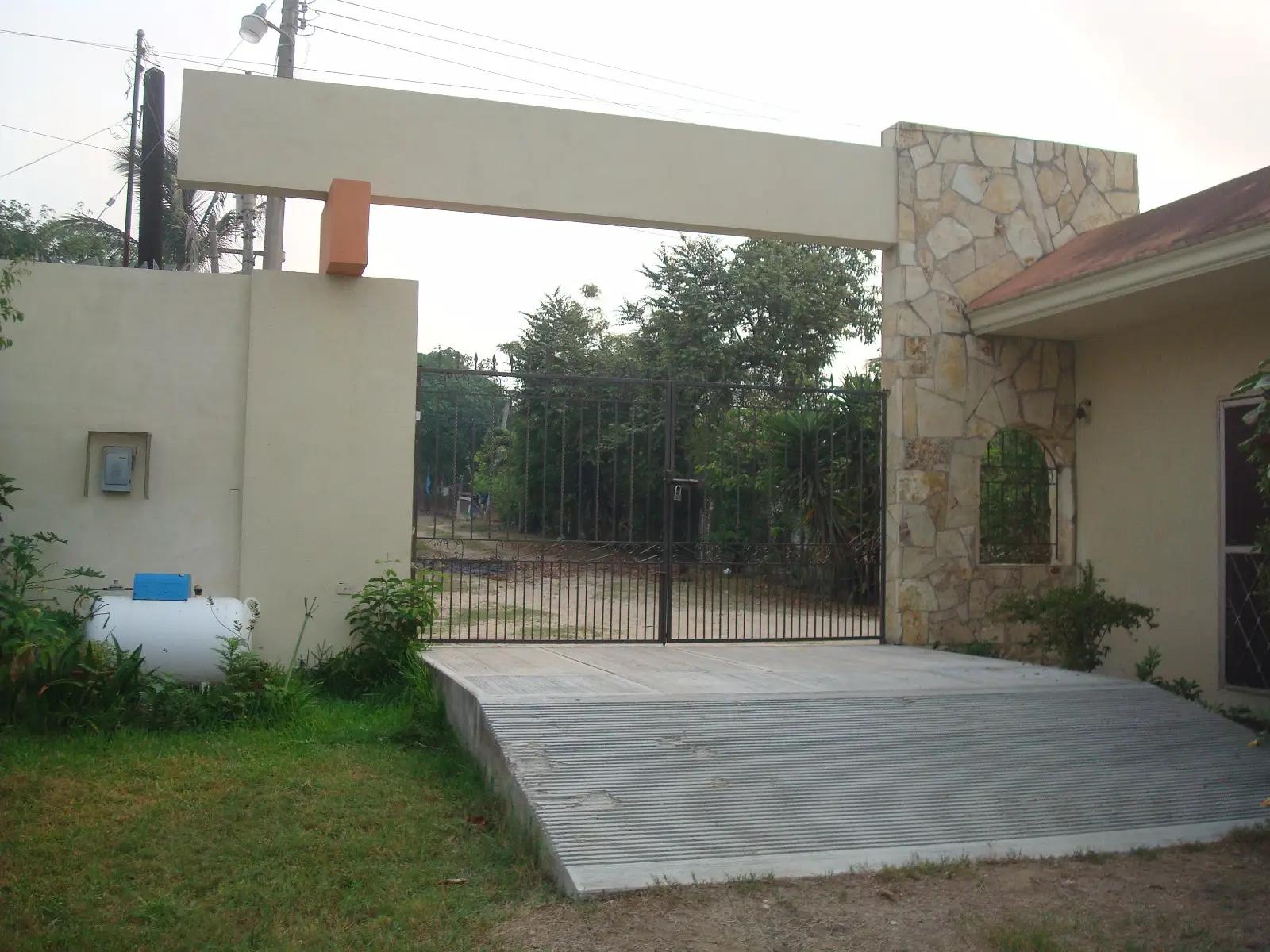 secondary property images 0