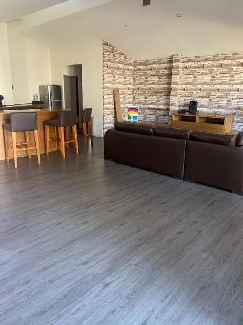 secondary property images 2