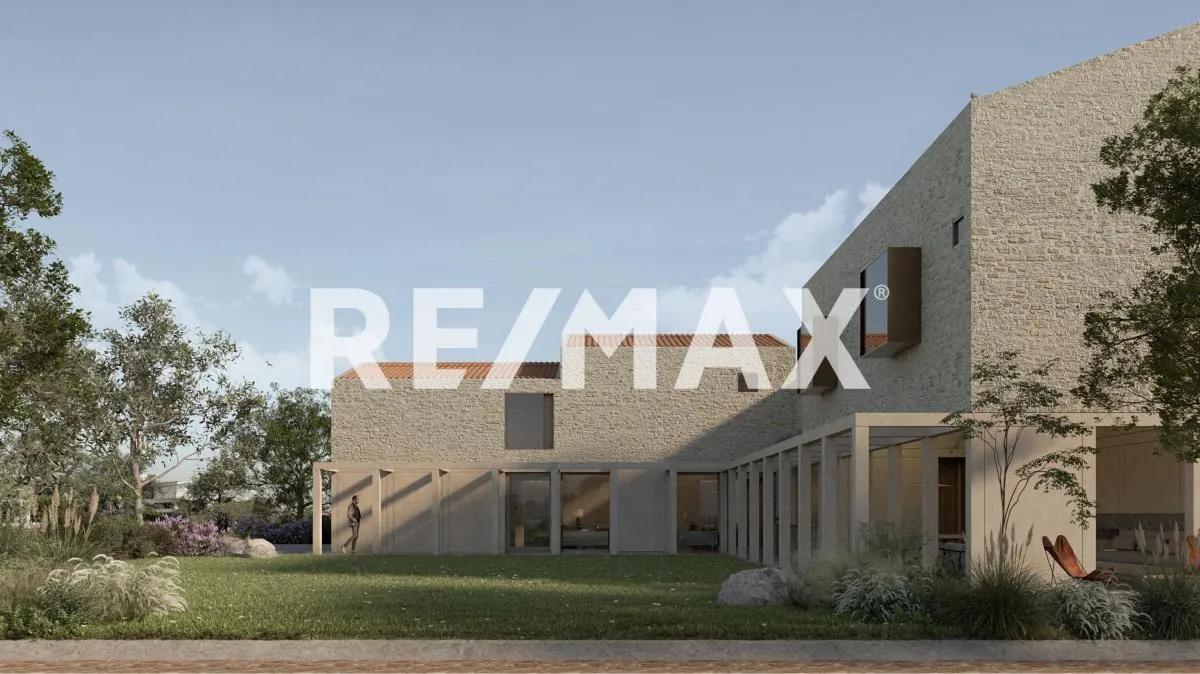 secondary property images 0