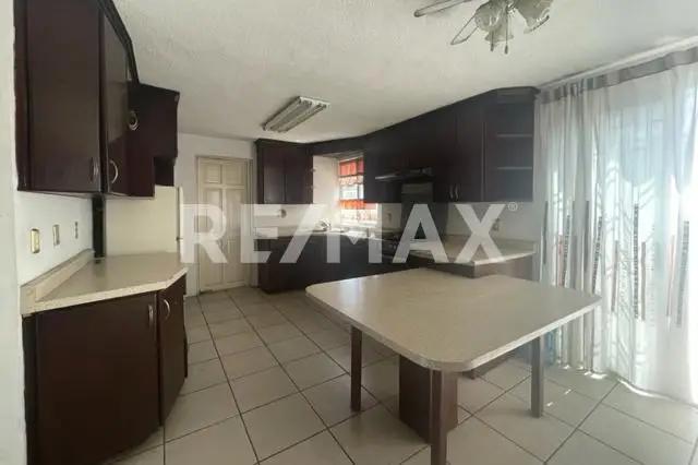 secondary property images 3