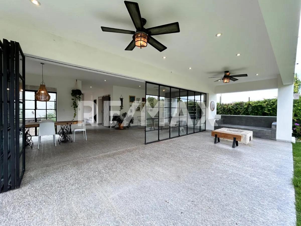 secondary property images 3