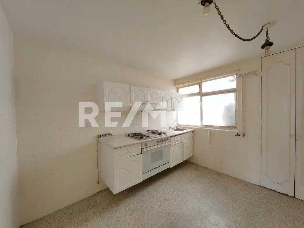 secondary property images 2