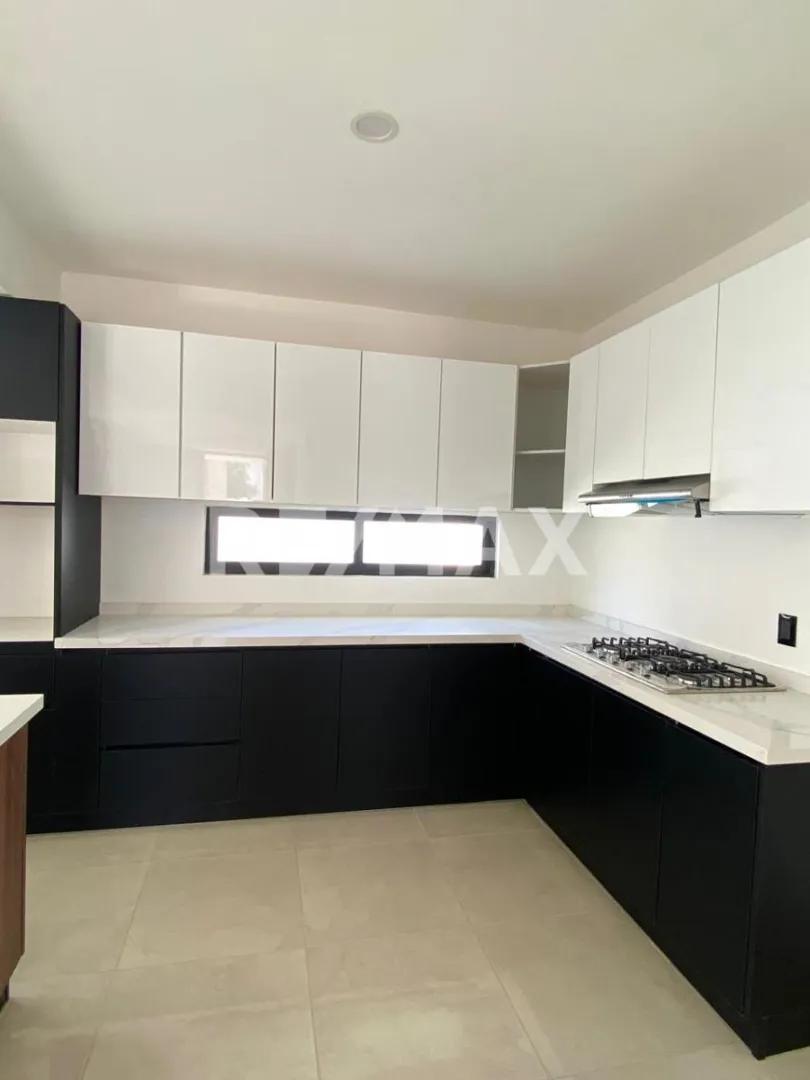 secondary property images 0