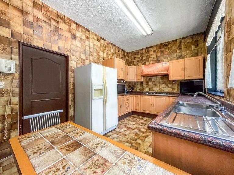 Property Image Property Image