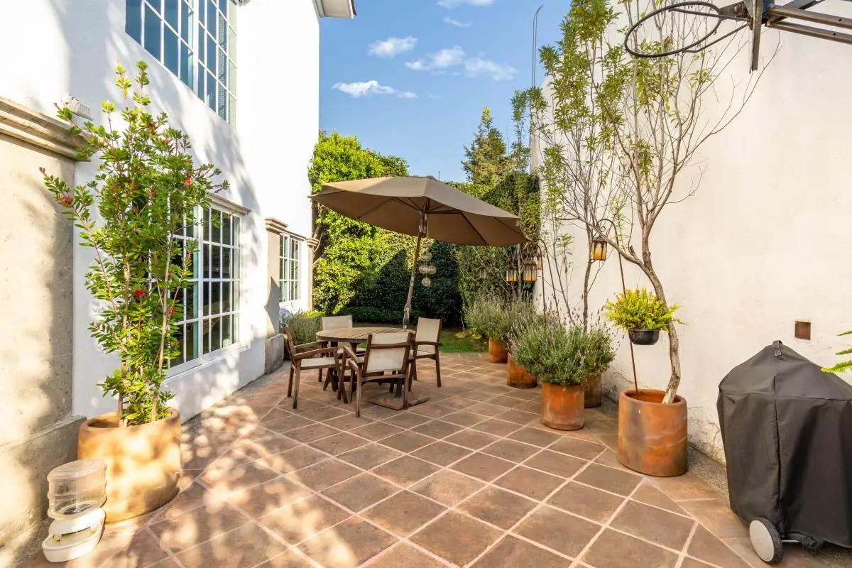 secondary property images 0