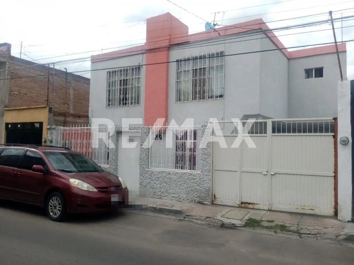 main property photo
