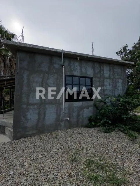 secondary property images 0