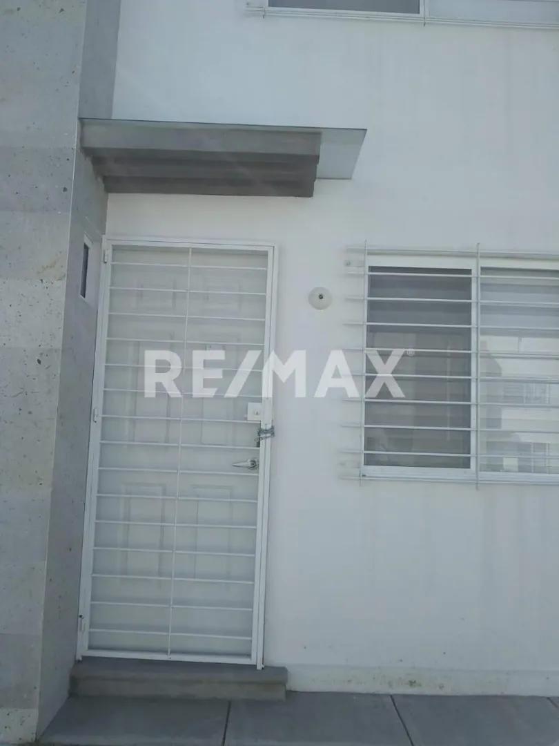 secondary property images 0