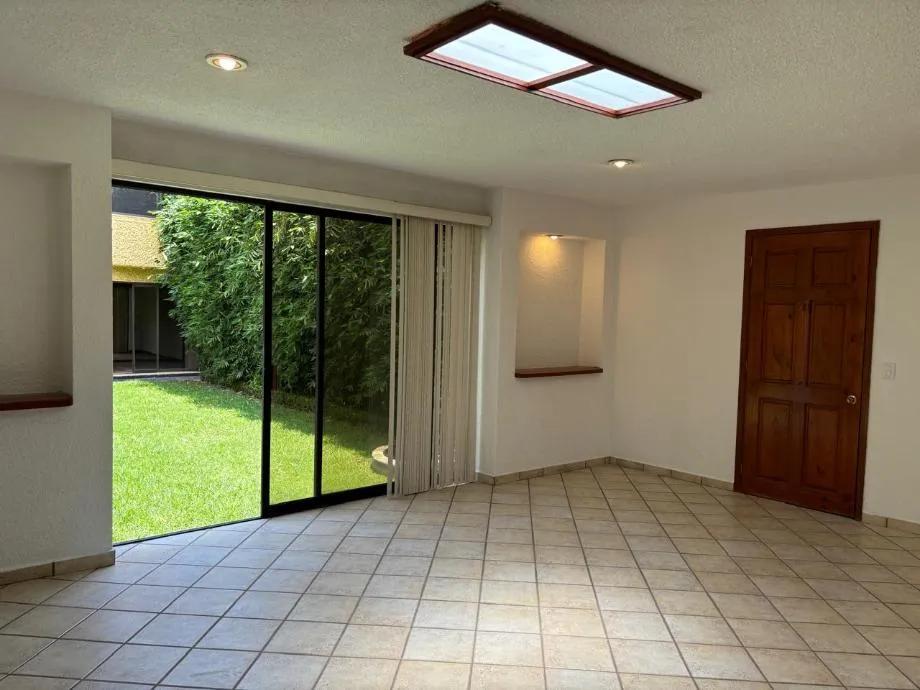 secondary property images 0