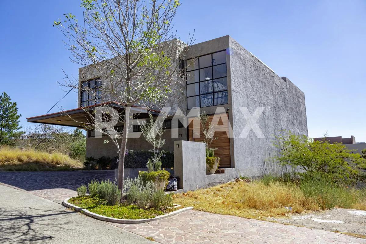 secondary property images 0