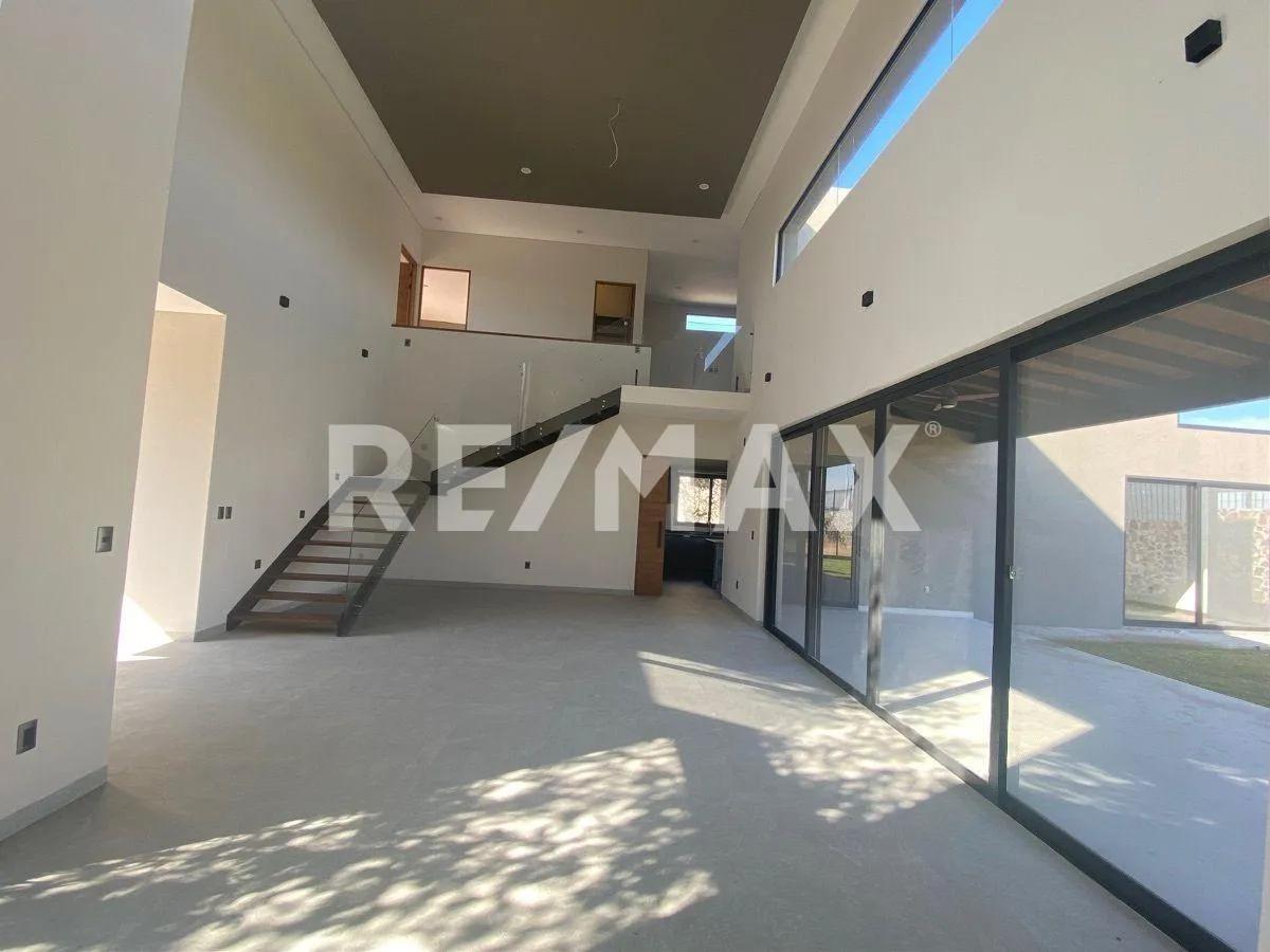 secondary property images 0
