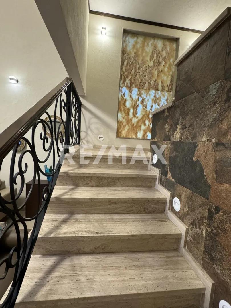 secondary property images 0