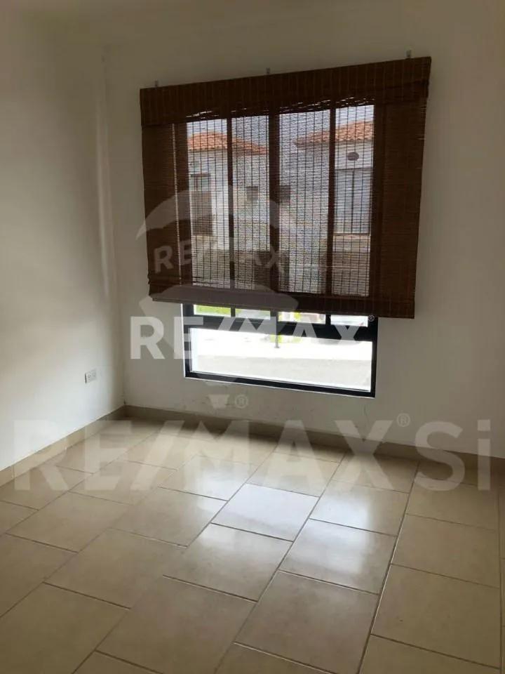 secondary property images 0