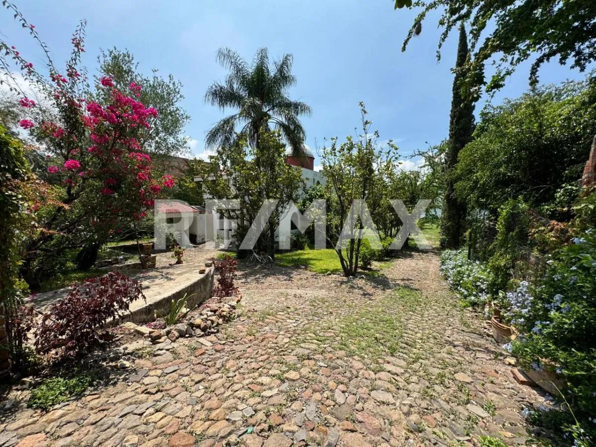secondary property images 0