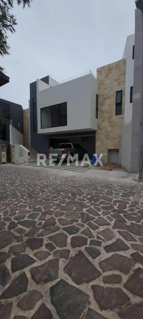 main property photo