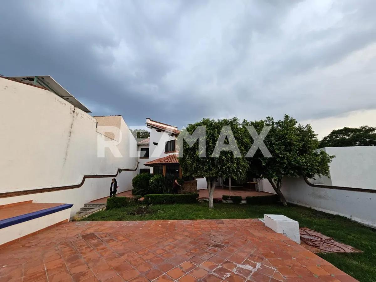 secondary property images 0