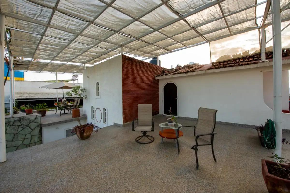 secondary property images 0