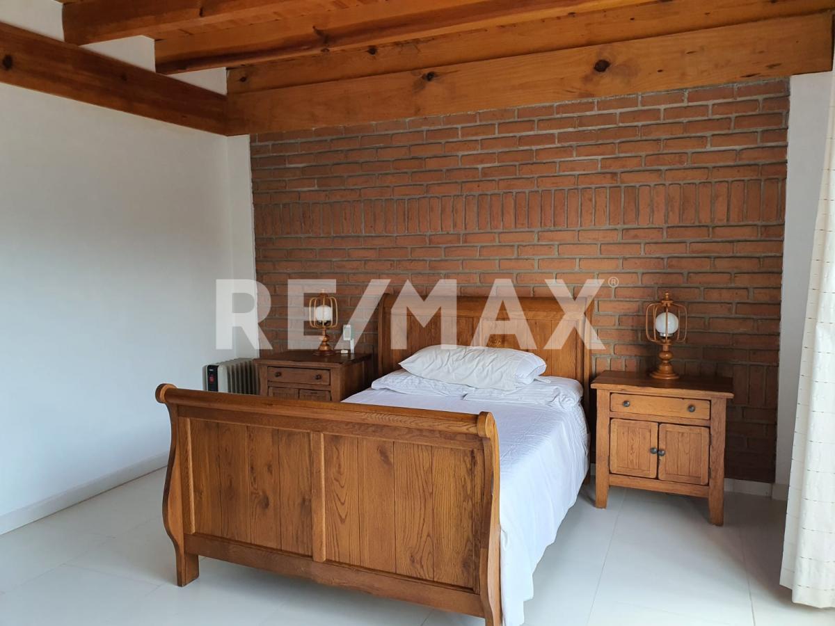main property photo