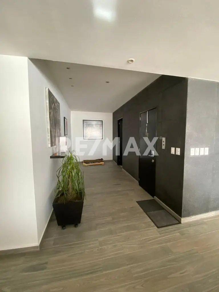 main property photo