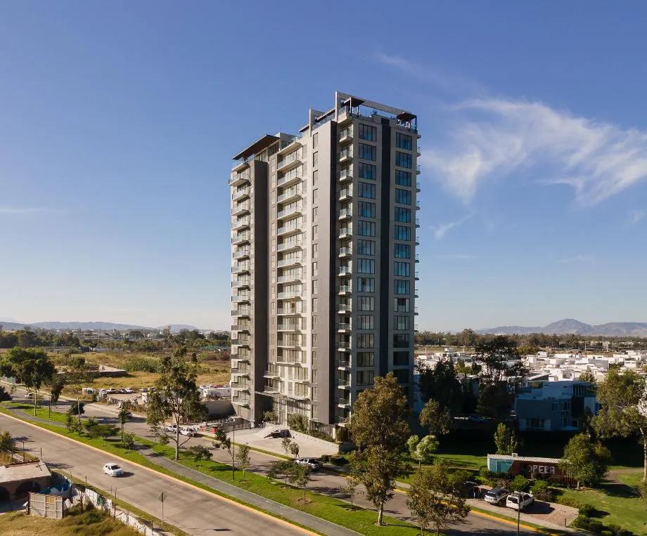 main property photo
