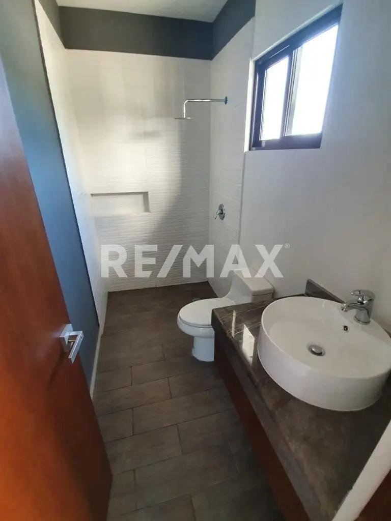 secondary property images 3