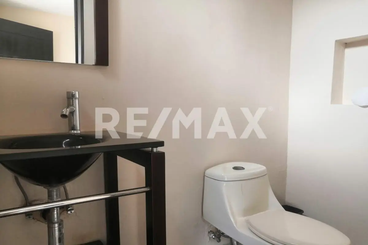 secondary property images 3