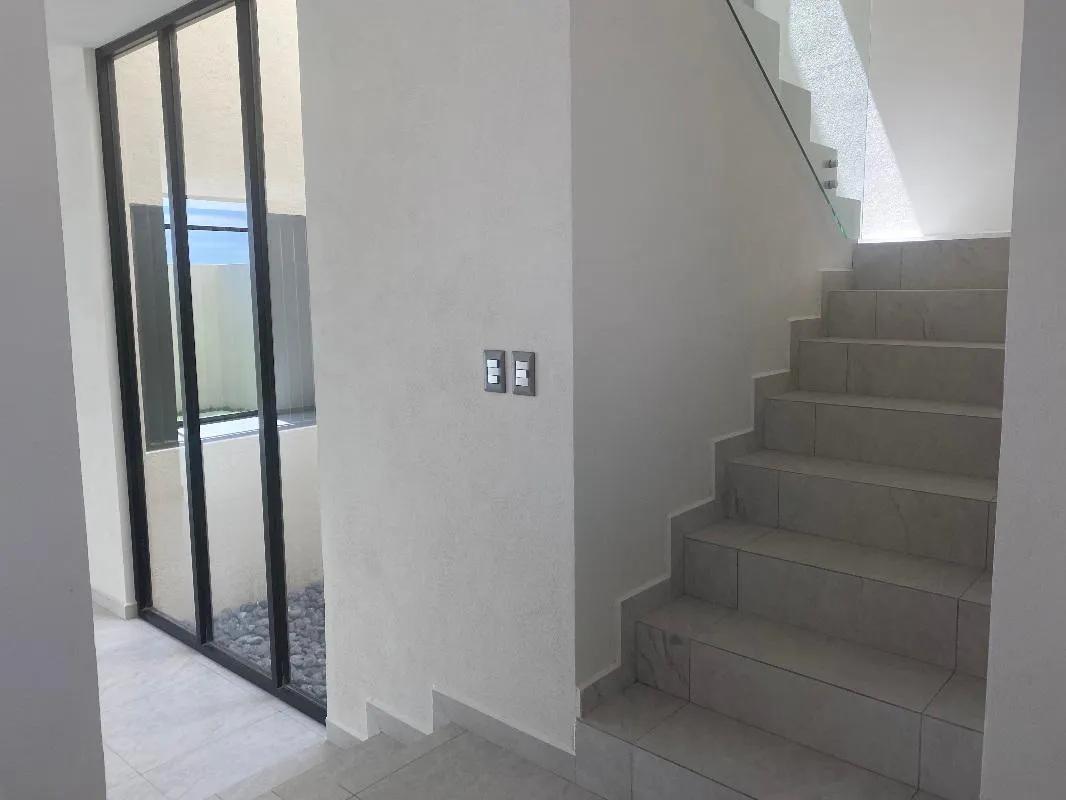 secondary property images 2